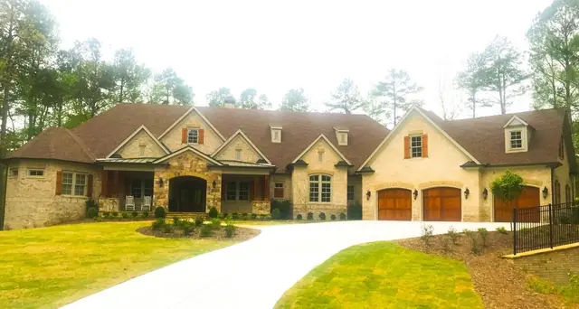 Seamless Gutter Installation and Replacement in Alpharetta project photo